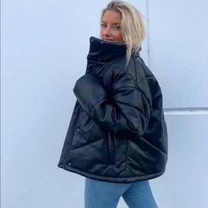 Aritzia Puffer